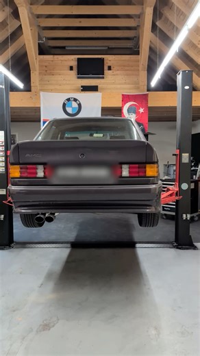 Broken PU bushings on a classic AMG #mechanic #repair #mercedes #w201 #bodykit #car #suspension #diy | Marius RBE