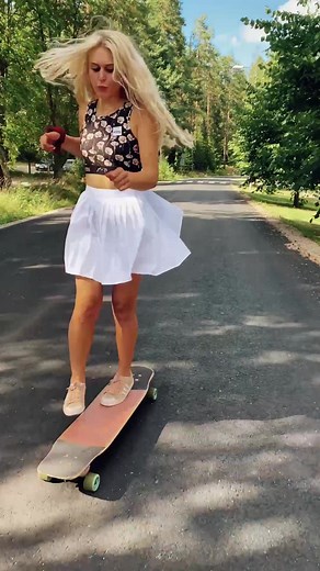 Best Longboard Dancing Moves