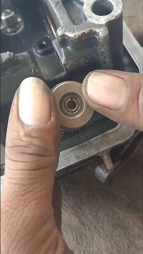 How to motorcycle head valve lock fitting#shortvideo #valve #lock #bike