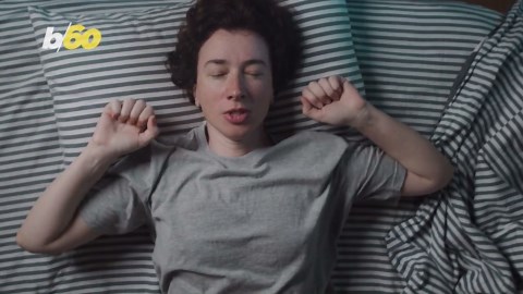 How To Avoid Wrinkles During Sleep With These Three Tips