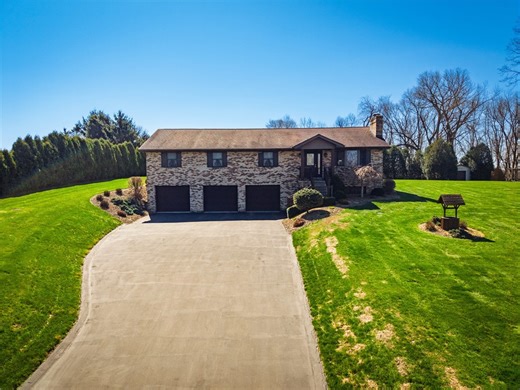 190 Portman Rd, Summit Township, PA 16002 - MLS 1745096 - Coldwell Banker