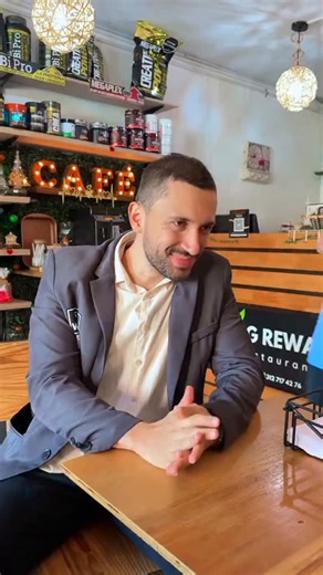 Myth world on Instagram: "Señor… su tarjeta fue rechazada 😳💳❌#dramas #Dramas"