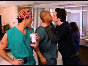 Scrubs Jd and Turk is kissing