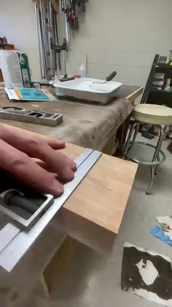 Half lap joint action. #learnfromme #LearnOnTikTok #learnwithtiktok #DIY #chopsaw #woodworking #fypシ゚ #craft #facebookreels #reelsfypシ゚ | Woodland Creations