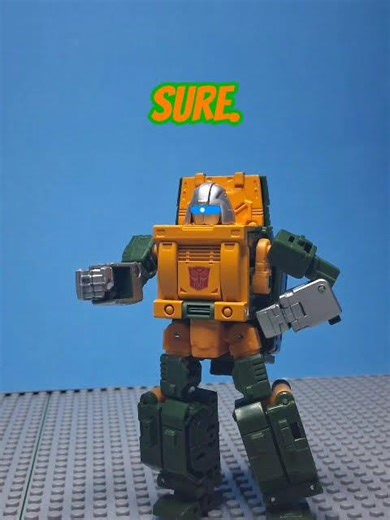 can he be real? #stopmotion #transformers #bumblebee #brawn #studioseries #g1