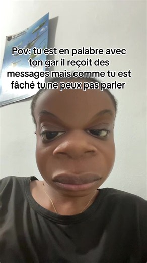 Pov: tu es en palabre avec ton gars et il reçoit des messages