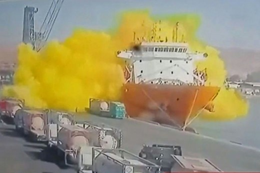 Shocking Videos Of Jordan Port Accident Show Chlorine Gas Container Falling From Crane