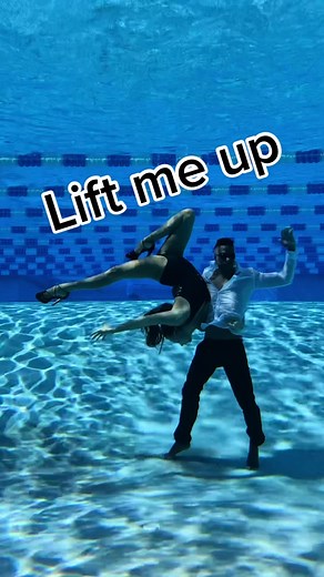 LIFT ME UP 🧜🏼‍♀️💙🕺🏽 #dance #flow #rihanna #dancechallenge #pool #mermaid #gopro @Rihanna @Marvel Studios