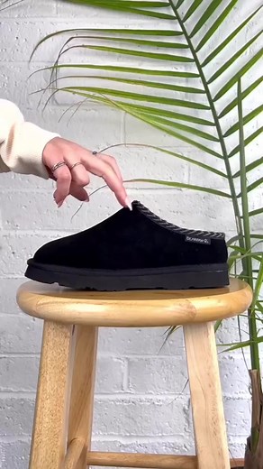 Meet Tabitha! With its wool blend lining and removable comfort wool blend footbed, you’re going to want this slipper 🤍 #bearpawshoes #bearpawslippers #cozy #womensslippers