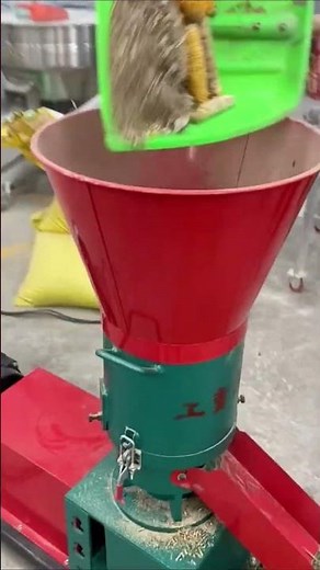 High Speed Corn Pellet Machine #FarmTechnology #ProcessingMachine #PelletMaking