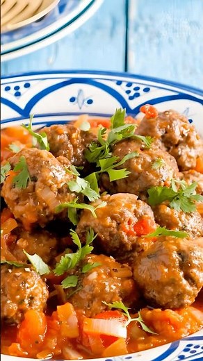 Tajine de boulettes de bœuf à la coriandre ⭐ #Tajine #bœuf #coriandre