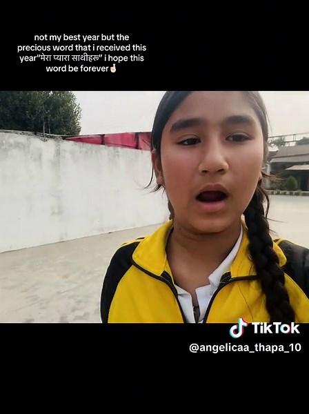 Cherishing 7th Grade Memories with Friends