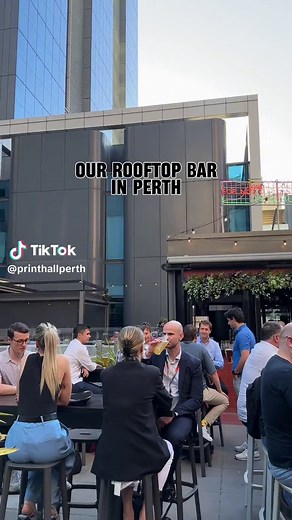 Enjoy the Sun or Moonlight at Bob's Bar in Perth