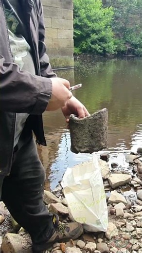 A 1700s SMELT POT in the River?! This Is an INSANE find!! #treasuresearch #smelter #mudlarkingfinds