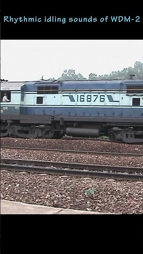 Alco WDM-2 rhythmic idling, honking and chugging!