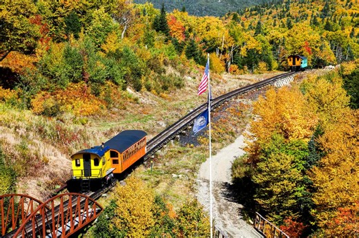 This Historic Cog Train Climbs to the ‘Top of New England’ and Has Some of the Most Glorious Fall Foliage Views