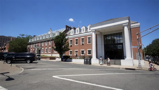 Mount Vernon cop accused of providing guns to Long Island gang