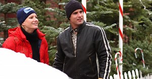 Classic Christmas Moments - The Christmas Card