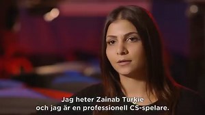 98K views · 265 reactions | Zainab 'zAAz' Turkie är e-sportproffset som fått uppgiften att powerlevla Eric Saade i spelet Rocket League. Läs mer om Coke Powerlevel Cup här: bit.ly/coke-powerlevel-cup | Coca-Cola | Facebook