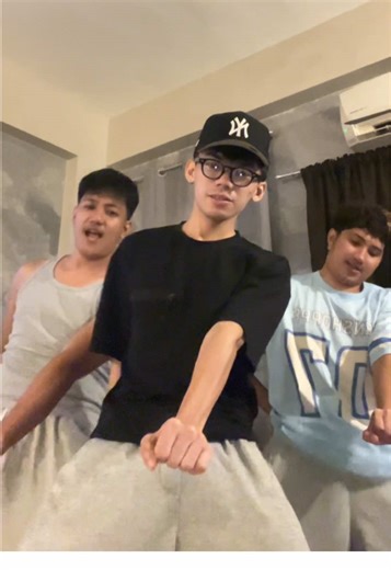 Join the Biggest Party of the Year! Jason Derulo is hitting the Mall of Asia Arena stage! Get your tickets now at www.smtickets.com or any SM Tickets outlet nationwide. maybe ny last entry for my dc (maybe) 👀 #JasonDeruloInMANILA #LSquaredProdPH @DABID! @kennsyren