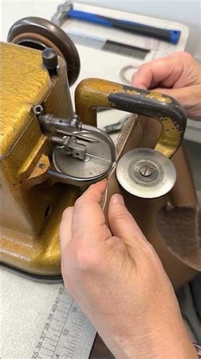 Antique sewing machine #shorts