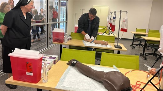 Explore 8 health science programs at Lakeshore College’s Cleveland career showcase