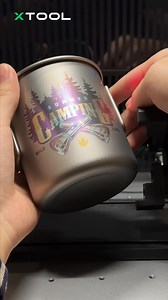 💥💥F2 Ultraで作品をレベルアップ！🚀 1. 多機能：木材、金属、ガラス等に彫刻！着色や3D効果も。 2. 高精度：AIカメラで完璧な位置合わせ。 3. 高速：最大15,000mm/s、コンベアで大量注文も対応。工房をアップグレードし、投資対効果を最大化！✨ | xTool