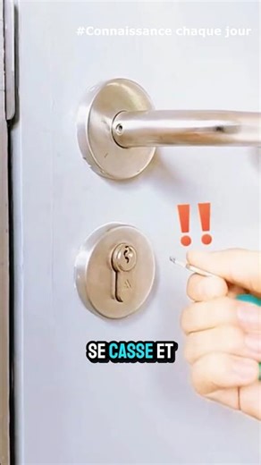 How to remove a broken key from the lock easily and without damaging it