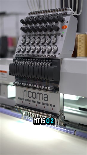 La RICOMA MT1502 es la elección perfecta para quienes quieren crecer su negocio de bordado con más velocidad y capacidad 🧵🤩 ✅ Repuestos originales 🏷️ ¡Somos distribuidores autorizados en Guatemala y Belice! 📲 Escríbenos al 502 3019-6825 y cotiza hoy mismo | Máquinas TAMYS