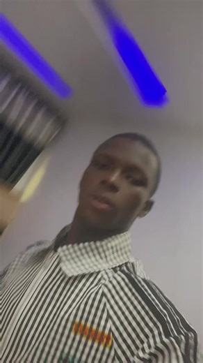 Small BM 🤯❤️🚀 (@smallbm4)’s videos with Seyi vibez ft tiwa Savage c major remix - 𝐂𝐡𝐞𝐟 𝐋𝐞𝐤𝐚𝐧 𝐍𝐬𝐧𝐯🦀