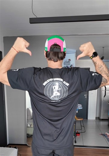 Misturando Nike e Adidas: A Nova Moda do Fit Check