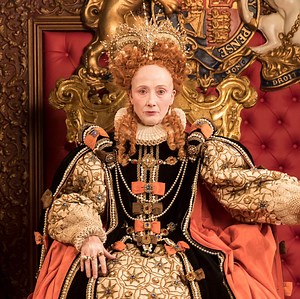 ​Emma Thompson looks unrecognisable as Elizabeth I in Upstart Crow Christmas special