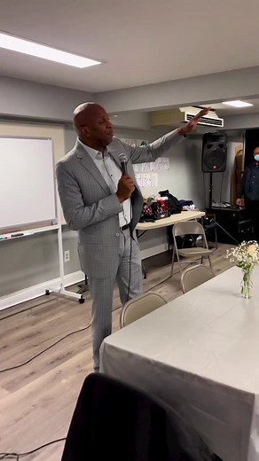 24K views · 792 reactions | Over the weekend Pastor Donnie McClurkin welcomes new members to Perfecting Faith Church, “where ministry means people”. #ministry #praise #worship #love | Perfecting Faith Church | Facebook
