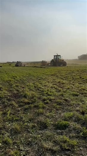 36 reactions | She is the moment… she is the Triple Baler Hitch! 殺 During the last 25 years we have worked hard to perfect a system that is practical and accessible. With the use of the Triple Baler Hitch, each machine puts out about 100 bales per hour, maximizing human hours in the tractor!  #ToewsAndBale #Haybales #Hay #TripleHitch #SquareBales #LadiesAndGentlemenHer #Trend #FYP #CanadianOwned #CanadianOperated | Toews & Bale | Facebook