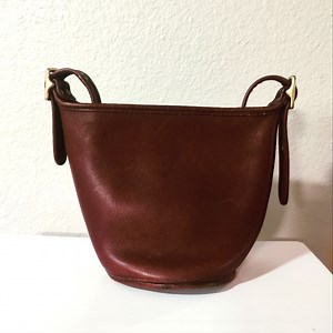 Vintage Leather Coach Bucket Purse 🤎 in Chocolate Brown