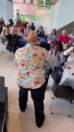 That breakdown though!!! 😮‍💨🔥🎻 #fy #fyp #violin #livemusic #knoxville #tennessee