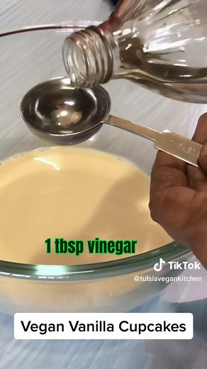 Delicious Vegan Vanilla Cupcake Recipe