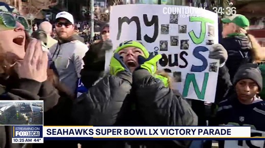 Seahawks Super Bowl parade: "Caw caw" rallying cry competition in the crowd