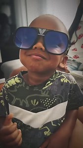 Não tem como, a melhor coisa que me aconteceu em 2020 és tu, meu pequeno grande amigo, te amo meu filhote hoje faz 2 anos que chegaste para preencher o meu coração de forma que nunca imaginei 🤎 parabéns 🎊🎉🍾🎈 | Anselmo Ralph