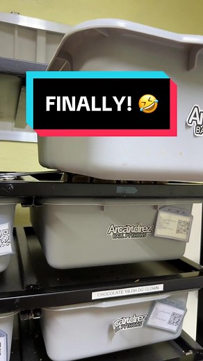 Replying to @AshRaine Kelangan pala kinikiliti! 🤣🤣🤣🤣