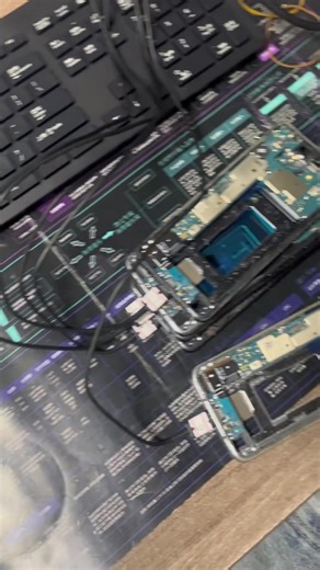 Mobile Phone Box Flashing Test Operation