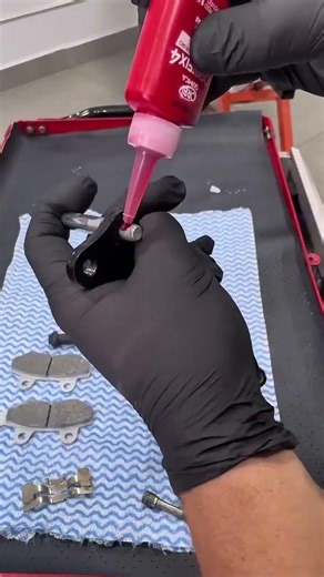 how to clean front disc calipers #shortvideo