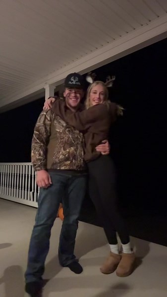 @sarah ☼ #fyp #bucktober #cutedeer #halloween #hunting