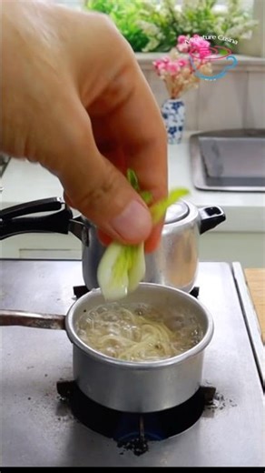 MINI FOOD COOKING IN FUNCTIONAL KITCHEN STOVE #shorts