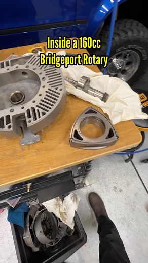 Let’s take a look inside a vintage Sachs KM48 160cc bridge port Wankel rotary engine. As seem on numerous Hustler Rotary Minibikes 🔥 #rotary #rotaryengine #bridgeportrotary #hustlerminibikesnz #rotaryminibike | Hustler Minibikes NZ