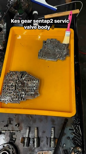 Servis valve body Gearbox auto #gearbox #auto #transmission #cvt #gearboxservice #GearboxRepair #gearboxoverhaul #overhaul #dcvt #kereta #pomengearbox #reel #viral | Aterek AUTO Service