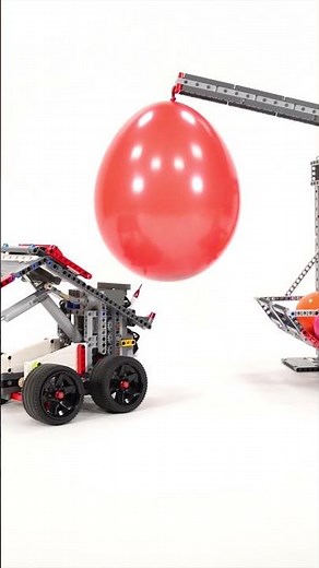 What's in the red balloon? #lego #legotechnic #balloon