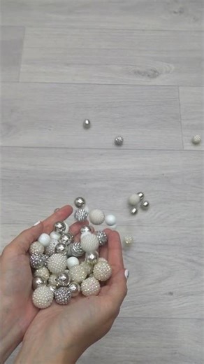 Beads Falling ASMR