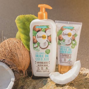 Duo Corps Coco, le parfait allié pour un bronzage durable ! 🥰 Notre adorable Gommage Corps à l’Huile de Coco : Applique-le pendant ta douche en faisant des mouvements circulaires sur tout ton corps. 😍 Notre Lait Corps à l’Huile de Coco Bio, tout doux, qui sent si bon ! Après t’être séchée, hydrate ta peau tout en lui laissant un doux parfum Coco qui fera des jalouses ! Leurs petits ? ♻️Tubes & flacons majoritairement recyclables 🐇Formules Vegan #lovea #beauté #naturellementpositive #cocobio #