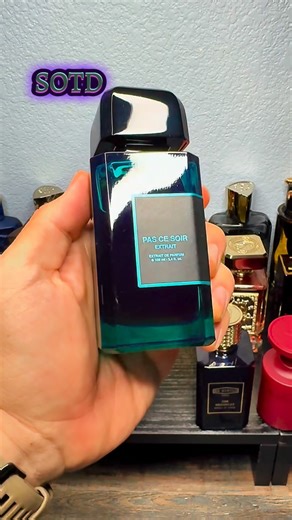 Boost on Instagram: "Scent of the Day: BDK Pas Ce Soir Extrait 🌙🍐✨ Today I went for something juicy, spicy, fruity-floral, and quietly seductive 😏 This one opens with a beautiful burst of pear 🍐, zingy ginger 🌶️, bright mandarin orange 🍊, sharp black pepper ⚫, and a subtle cacao pod 🍫 note. It’s fresh and sparkling at first — crisp pear and citrus with that warm ginger-pepper kick that gives it instant personality. The cacao adds a tiny dark-chocolate edge right away without turning it he